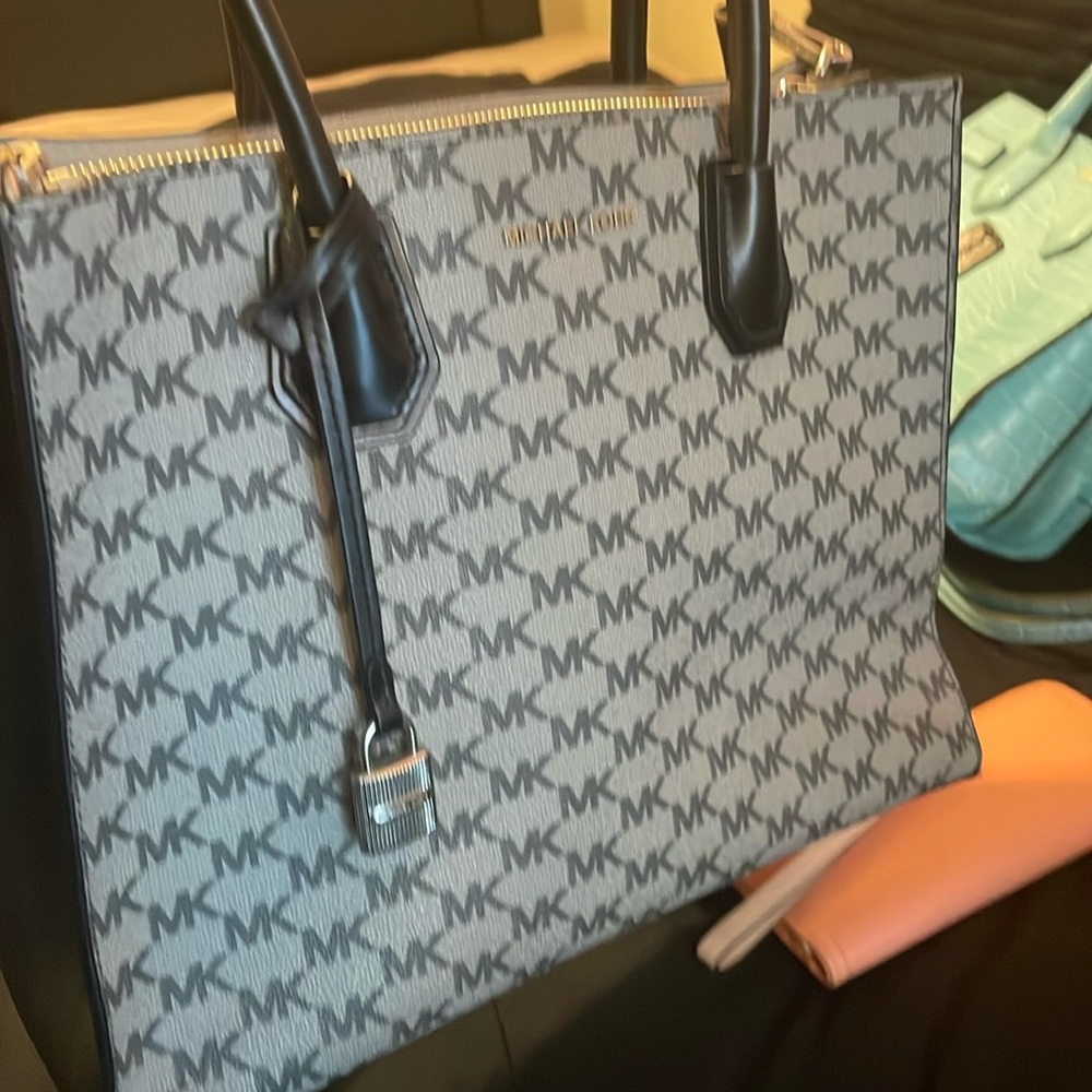 Mk tote Bag